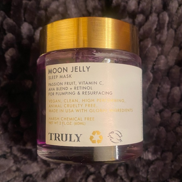 💜🌙NWT Truly Beauty Moon Jelly Sleep Mask🌙💜 - Picture 4 of 5